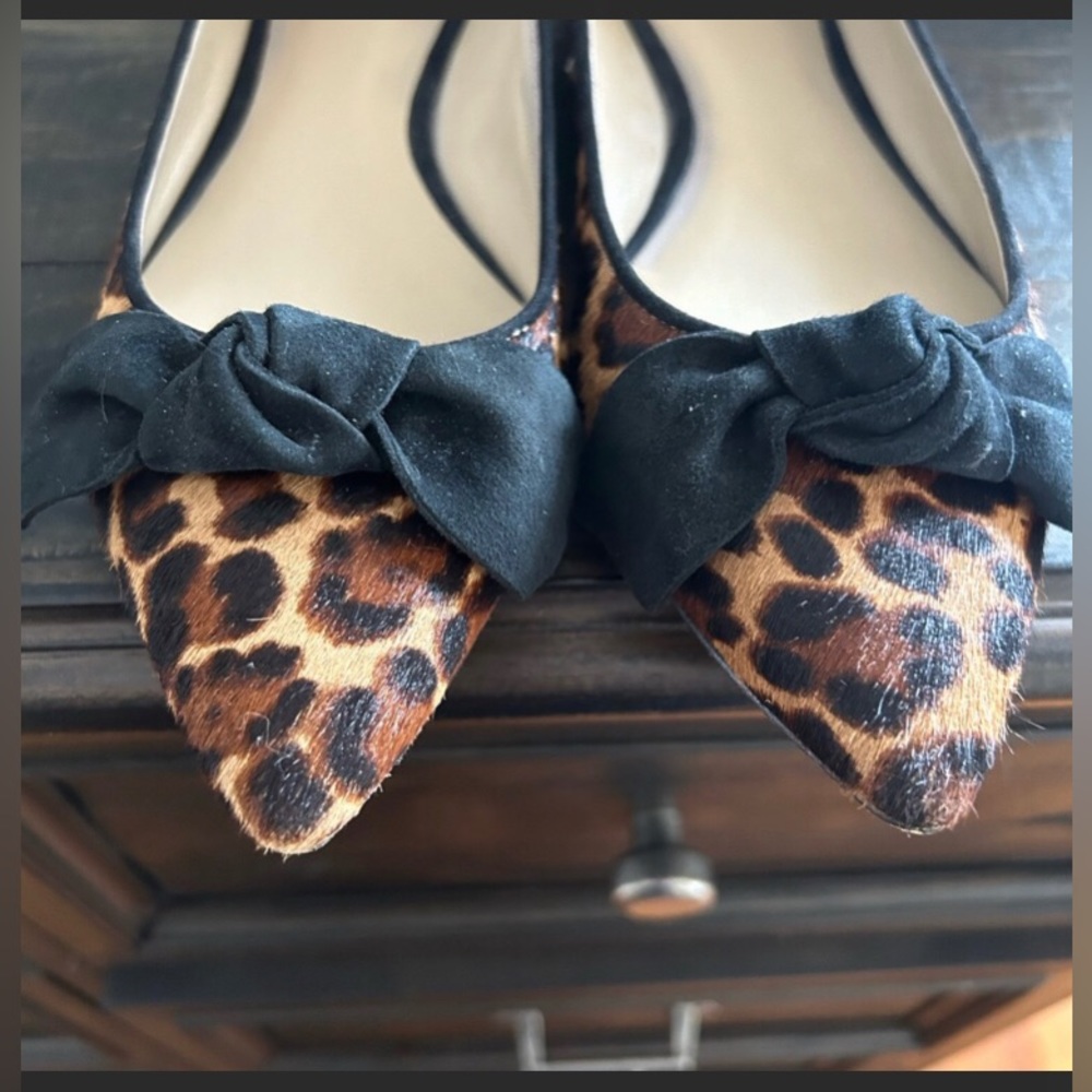 Ann Taylor Camryn Leopard Print Haircalf Bow Flats US 8.5 - Picture 5 of 9